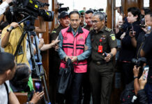 Google menyangkal berperan dalam kasus korupsi Chromebook Nadiem – Politik