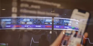 IHSG Anjlok 0,53% ke 8.103 karena Aksi Jual Teknologi Membebani Sentimen